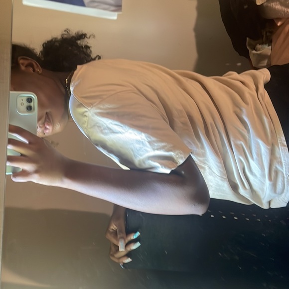 Graphic tee - Picture 3 of 5